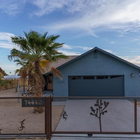 Desert Twilight 29 - Hot Tub & Ev Charger Twentynine Palms Bagian luar foto